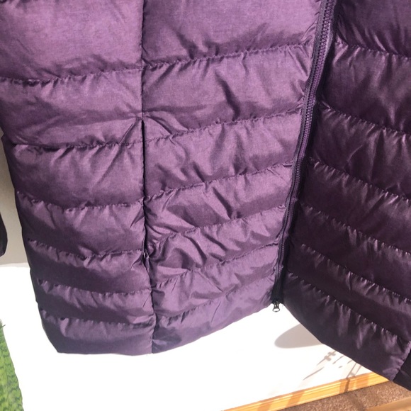 Eddie Bauer Puffer Jacket - Picture 3 of 6